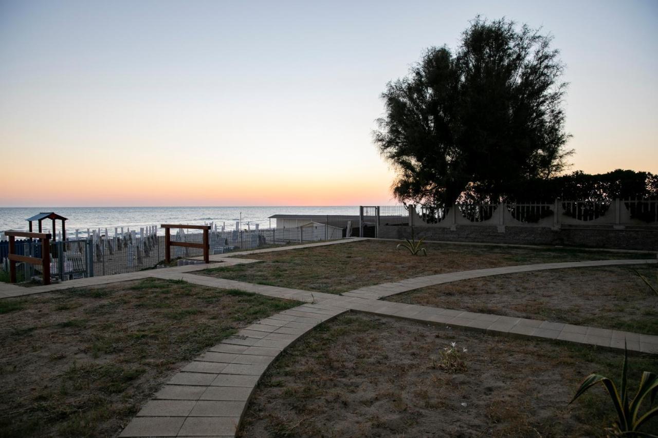 Nuovo Sulla Con Larga Terrazza Di 70 Mq E Posto Auto Privato * Anzio